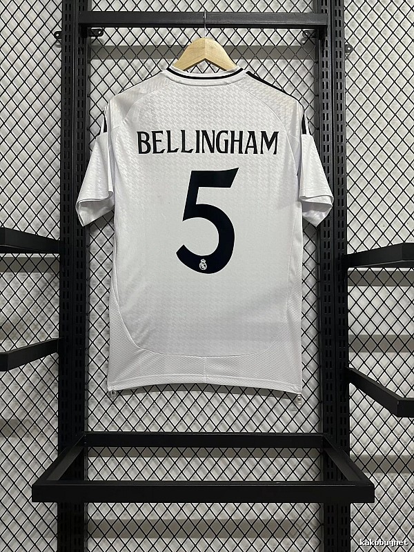 Real Madrid Daily Home soccer jersey White Real Madrid for City Outfits Select Edition
