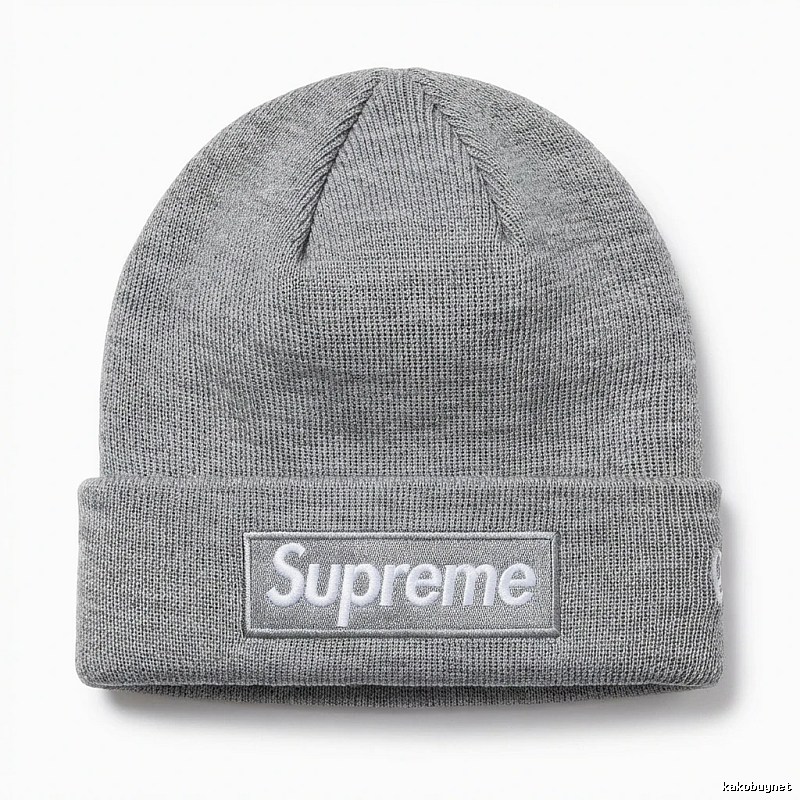 Supreme minimalist style grey hat