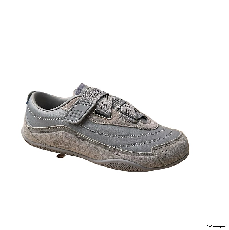 Adidas retro-style grey casual shoes