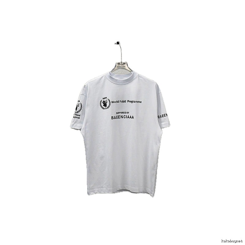Balenciaga minimalist style white T-shirt