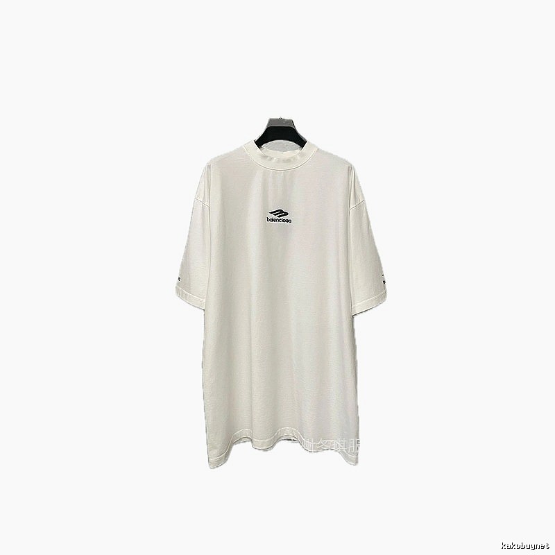 Balenciaga minimalist style white T-shirt