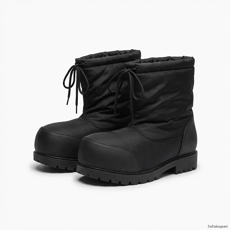 Balenciaga thick-soled warm black boots
