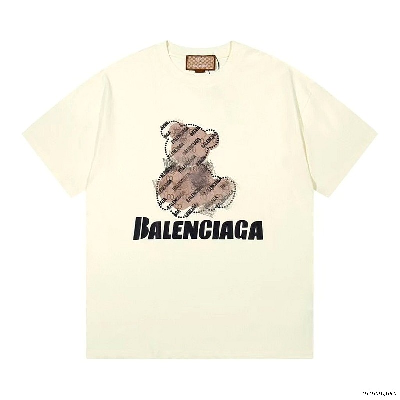 Balenciaga Trendy Off-white T-shirt with Bear Print