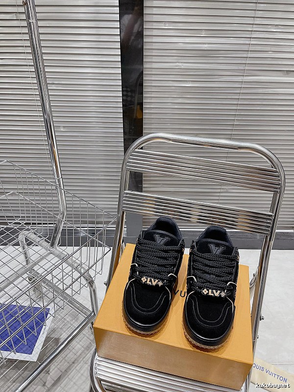 Chanel Black Low-top Sneaker with Black Sneaker Detail