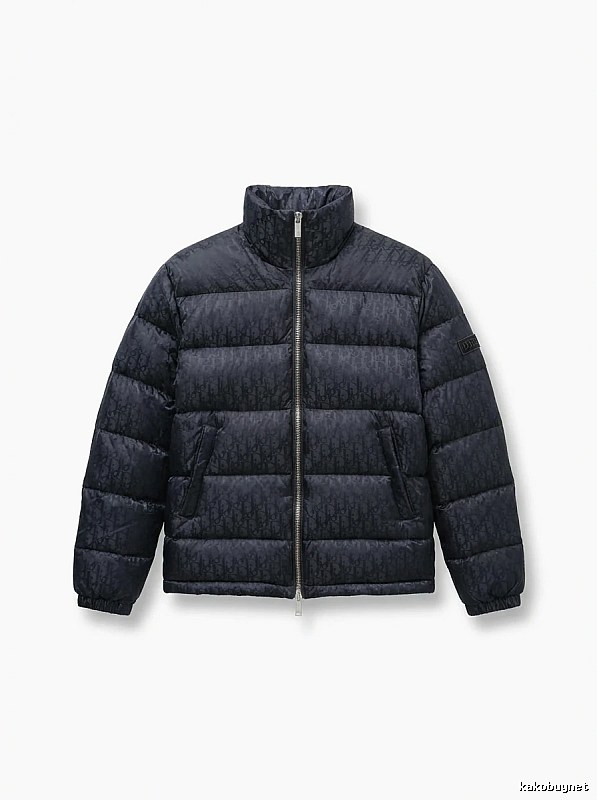 Dior's classic fashionable black down jacket