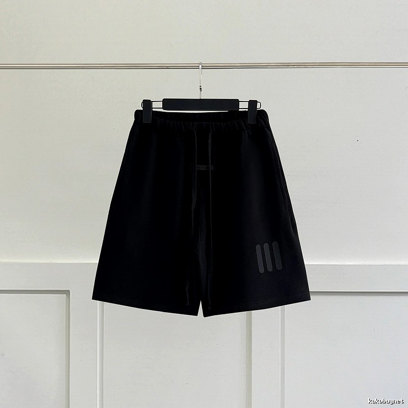 ESSENTIALS minimalist style black shorts