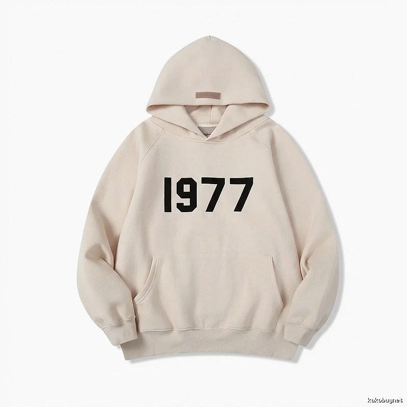 ESSENTIALS minimalist style off-white sweatshirt