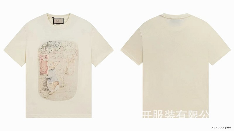 Gucci x Peter Rabbit Co-branded Vintage-style Off-white T-Shirt