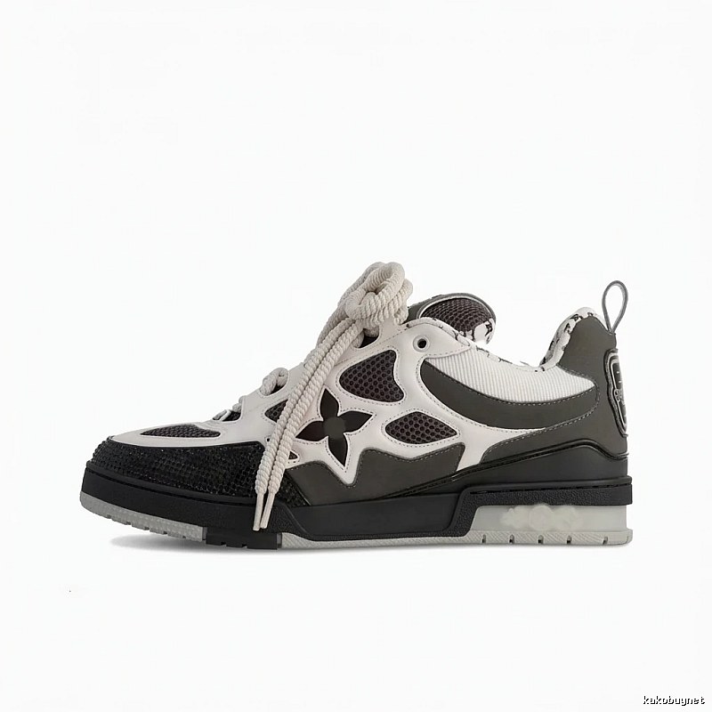 Louis Vuitton black-and-white retro-style sports shoes