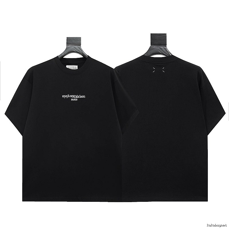 Maison Margiela Stitch Minimalist Style Black Short-sleeve T-shirt