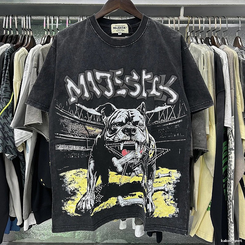 MAJESTIK Bulldog Distressed Street Style Black T-Shirt