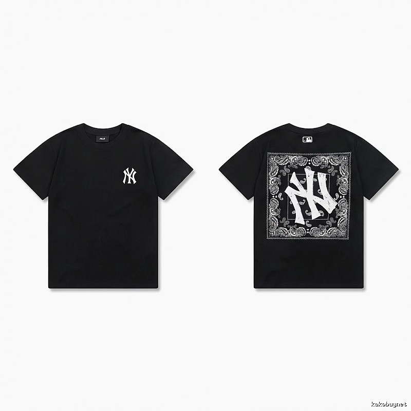 MLB Retro Style Black T-shirt