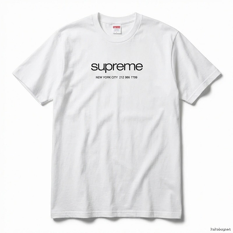 Supreme minimalist style white T-shirt