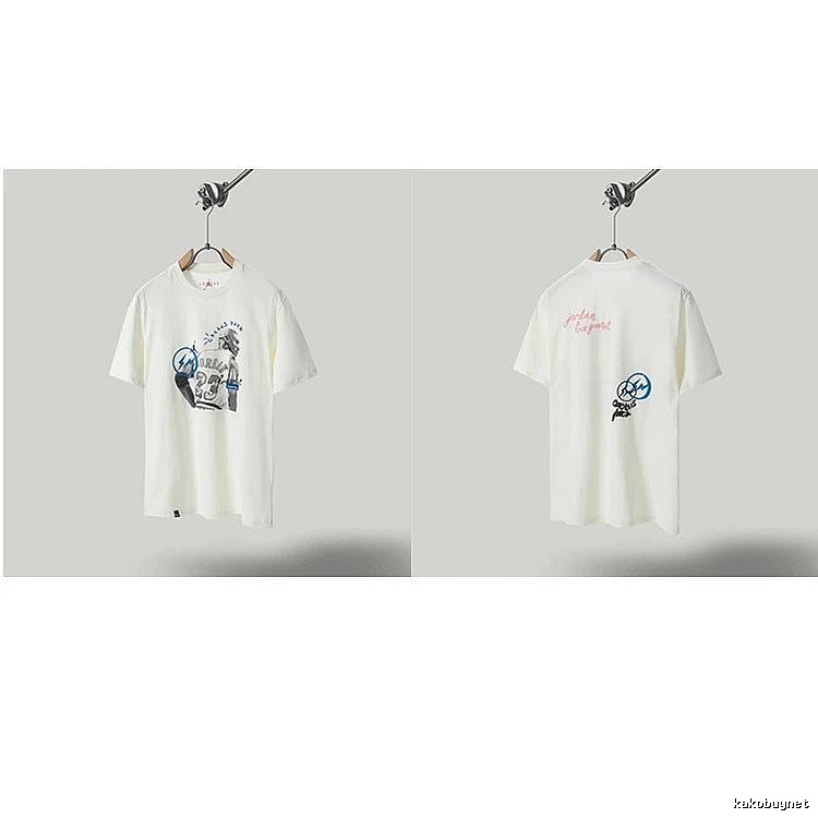 Travis Scott x Jordan Co-branded Graffiti-style Off-white T-shirt