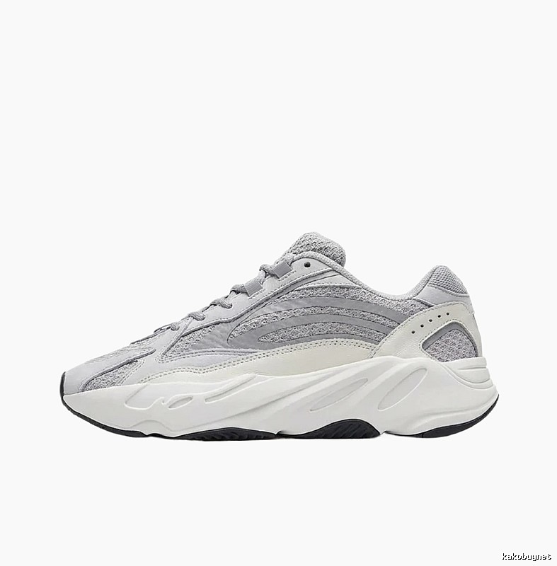 Yeezy retro gray and white sports shoes